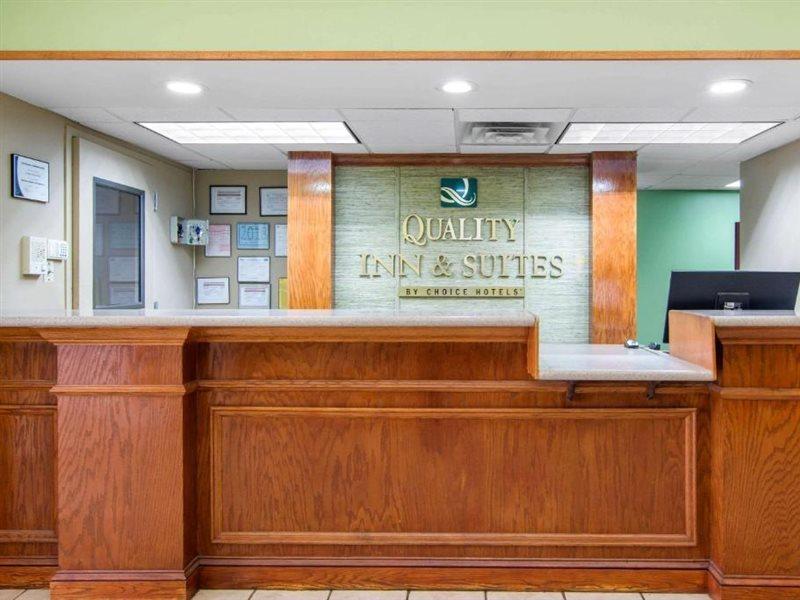 לית'וניה Quality Inn & Suites Decatur - Atlanta East מראה חיצוני תמונה