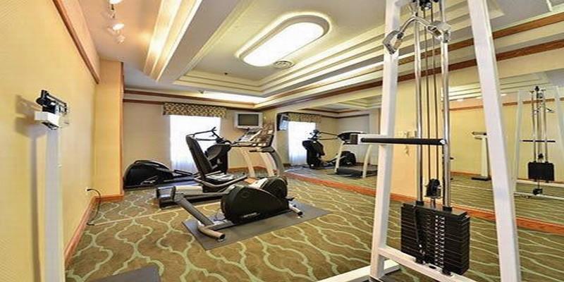 לית'וניה Quality Inn & Suites Decatur - Atlanta East מראה חיצוני תמונה